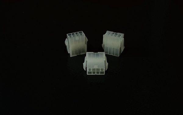8 PIN FEMALE? MOLEX PLUG