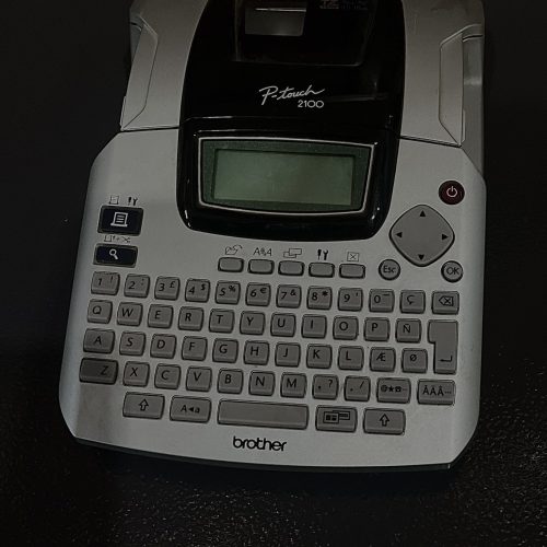P-TOUCH LABEL MACHINE