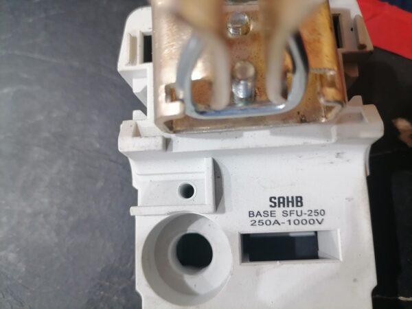 SAHB SFU-250 Fuse Base 250A 1000V