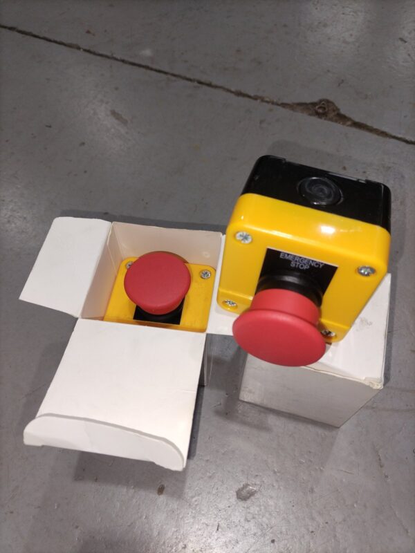 AC/DC Dynamics E/ST-11 Emergency Stop Pushbutton Station – Mushroom Self-Return